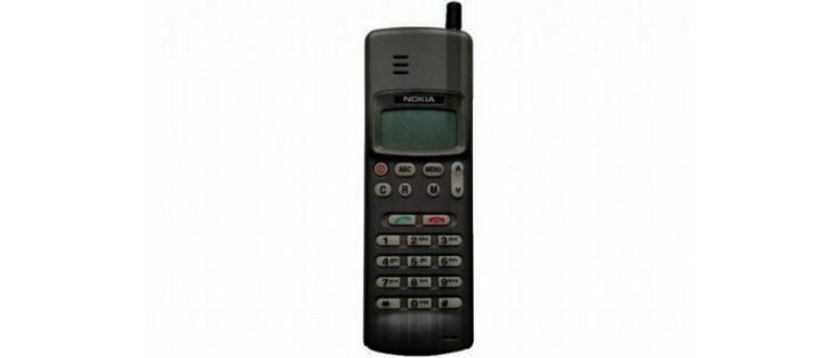 Самая дешёвая из складных Samsung. Тестирую