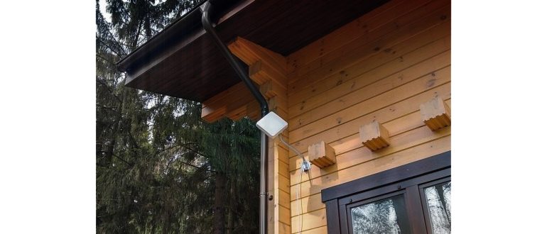 Широкополосная 4G MIMO антенна KAA15-1700/2700 вид