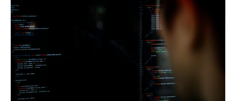 Сборщики новостей, такие как RSS Feed Reader
