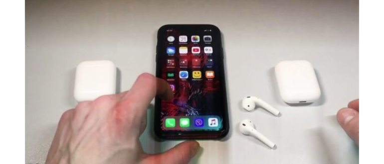 Как подключить двое наушников AirPods к одному